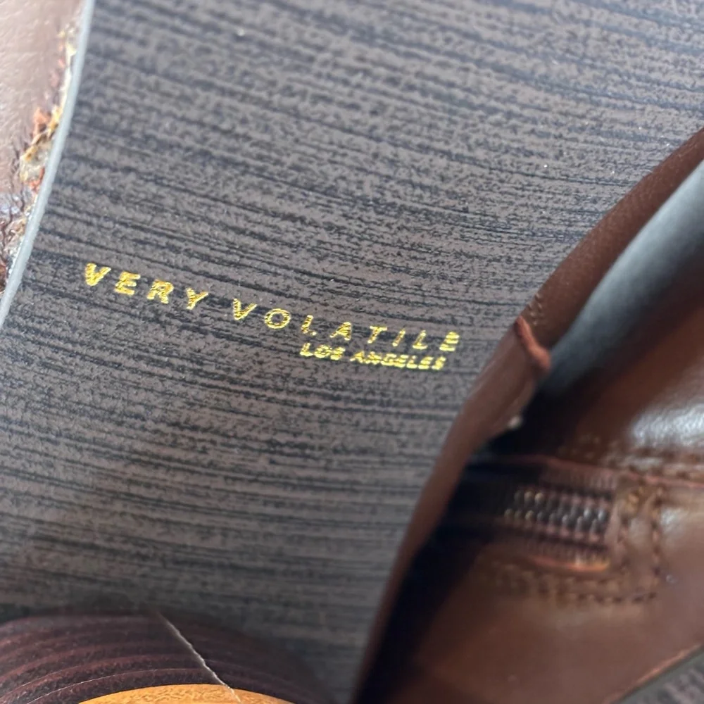 Very Volatile leather upper